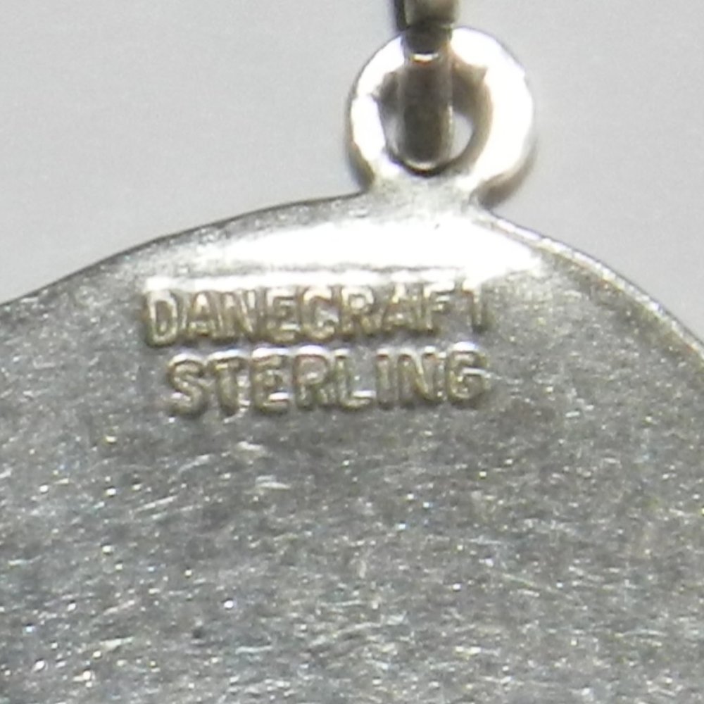 Danecraft 925 Sterling Silver Young Girl Profile Flat Pendant - Picture 5 of 5